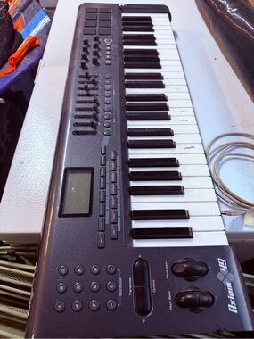 M-Audio Axiom 49 Key USB MIDI Keyboard Controller